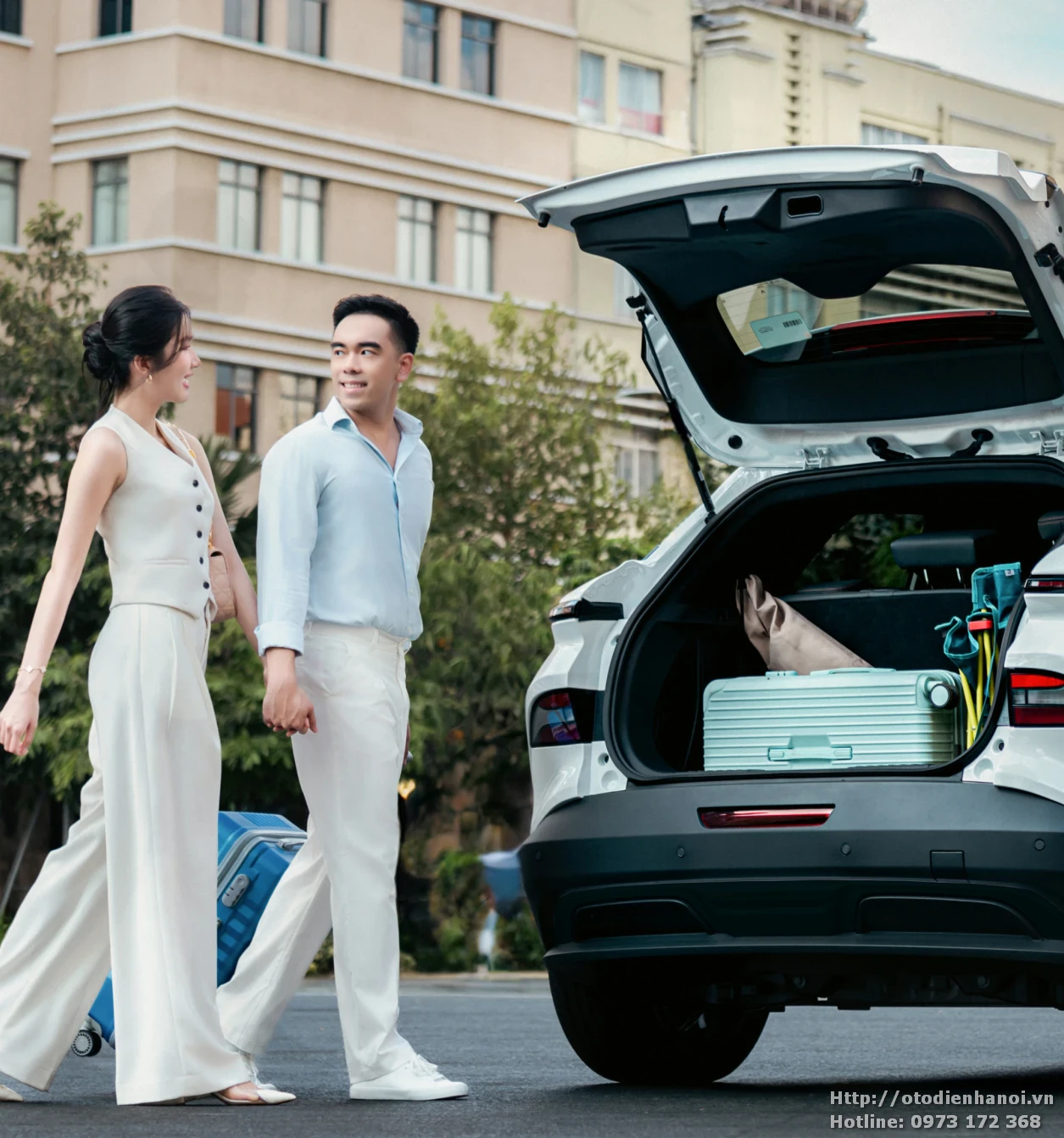 Cốp điện Vinfast Vf6