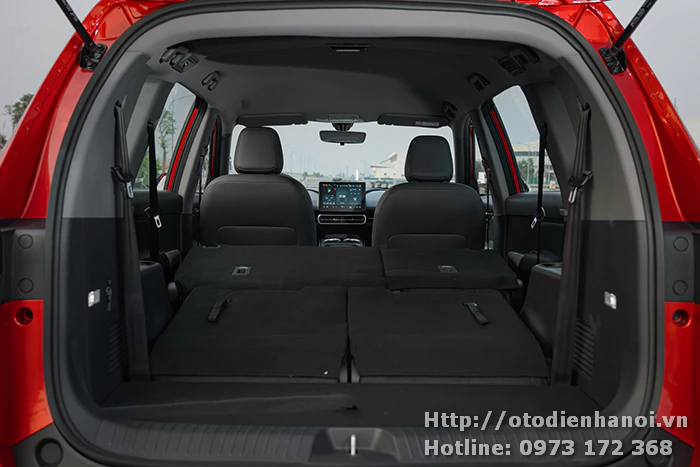 Khoang chứa đồ khi gập ghế Vinfast MPV 7